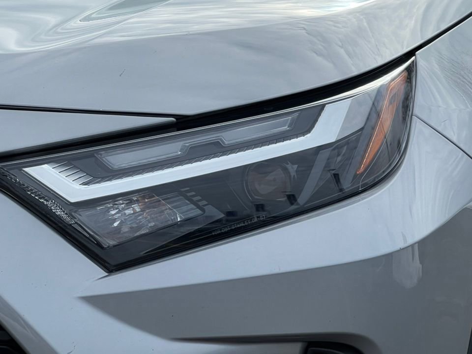 Used 2024 Toyota RAV4 XLE image 39