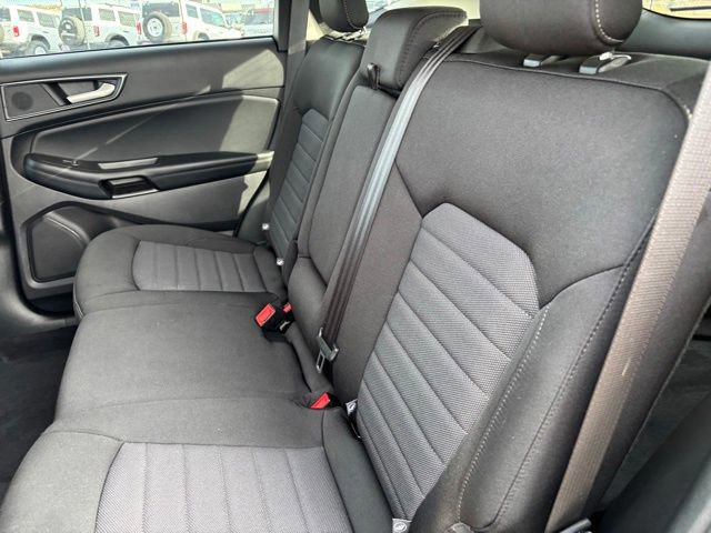Certified 2021 Ford Edge SE image 16