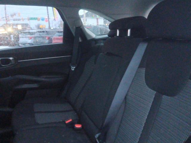 Used 2022 Kia Sorento LX image 21