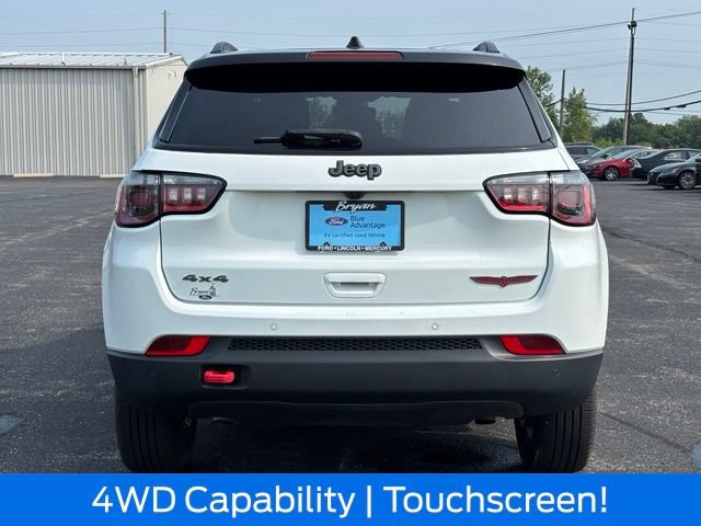 Used 2024 Jeep Compass Trailhawk AWD/4WD image 7