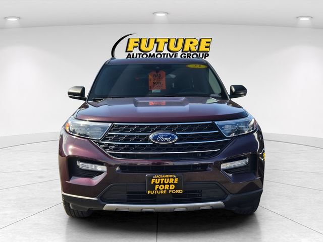 Certified 2023 Ford Explorer XLT w/ Equipment Group 202A AWD/4WD image 2