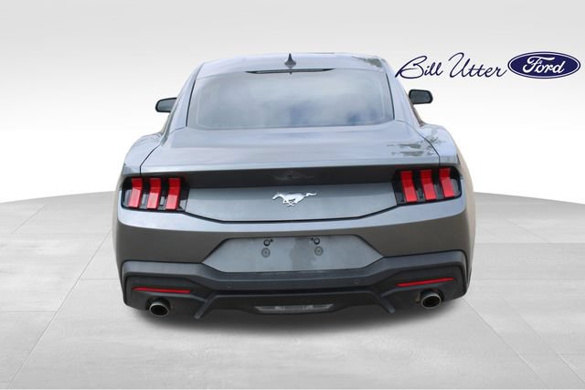 Certified 2025 Ford Mustang Coupe RWD image 6