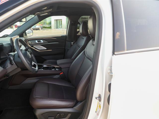 Certified 2025 Ford Explorer Platinum AWD/4WD image 21