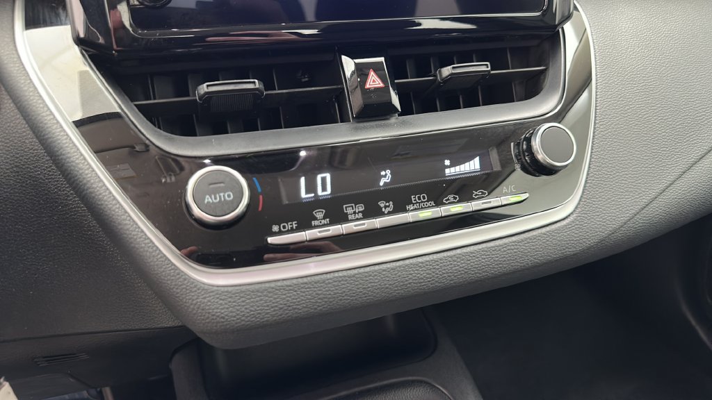 Used 2026 Toyota Corolla LE FWD image 19