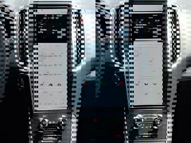 Certified 2023 Ford Edge SEL w/ Convenience Package image 7