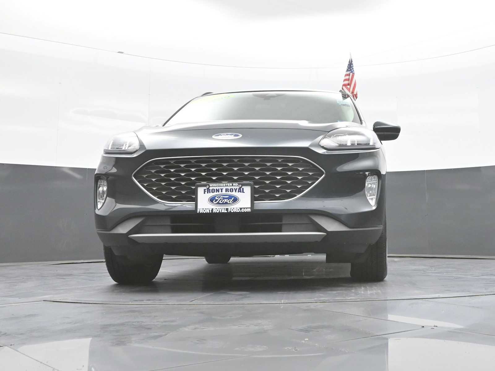 Certified 2022 Ford Escape SEL w/ Technology Package AWD/4WD image 37