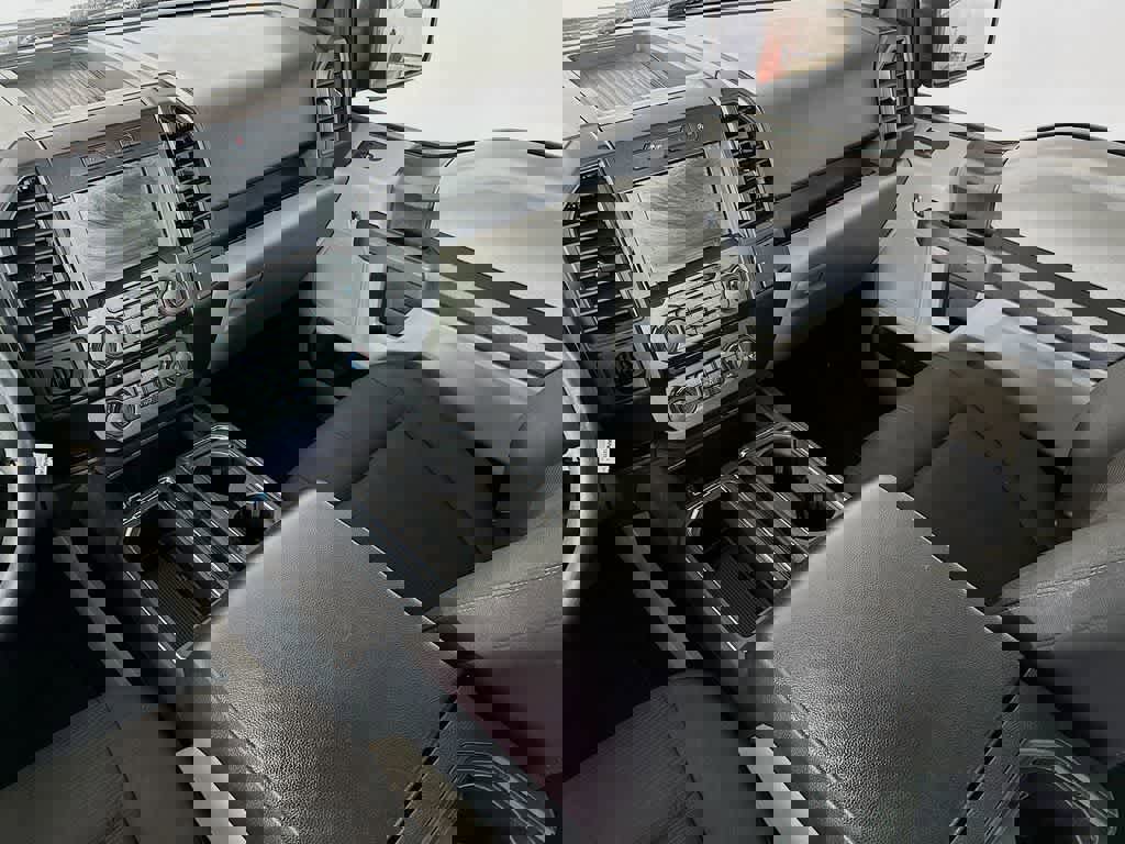 Certified 2018 Ford F150 XL w/ Equipment Group 101A Mid image 11