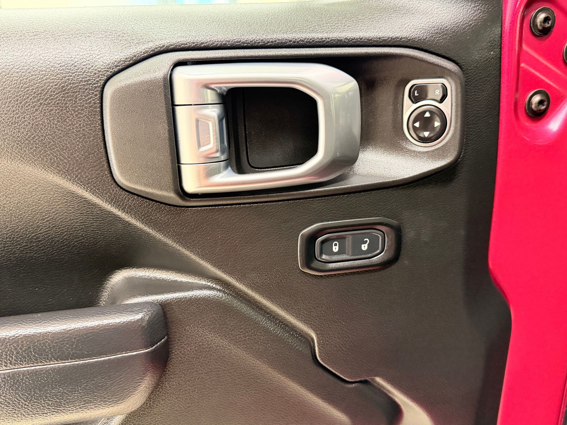 Used 2022 Jeep Wrangler Unlimited Sport AWD/4WD image 13