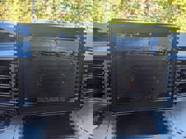 Certified 2023 Ford Explorer XLT image 24