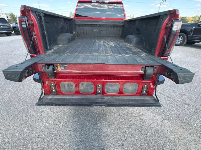 Used 2024 GMC Sierra 3500 AT4 AWD/4WD image 6