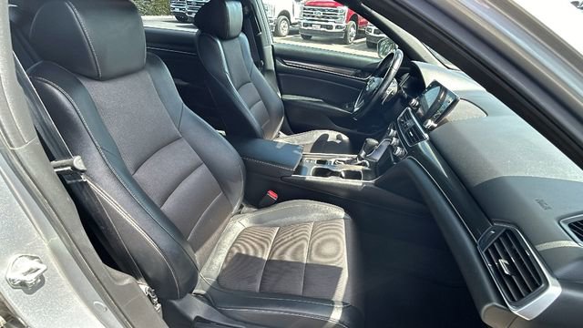 Used 2020 Honda Accord Sport image 11