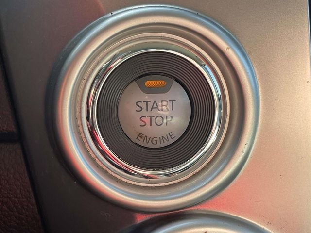 Used 2021 Nissan Titan SV w/ SV Convenience Package AWD/4WD image 29