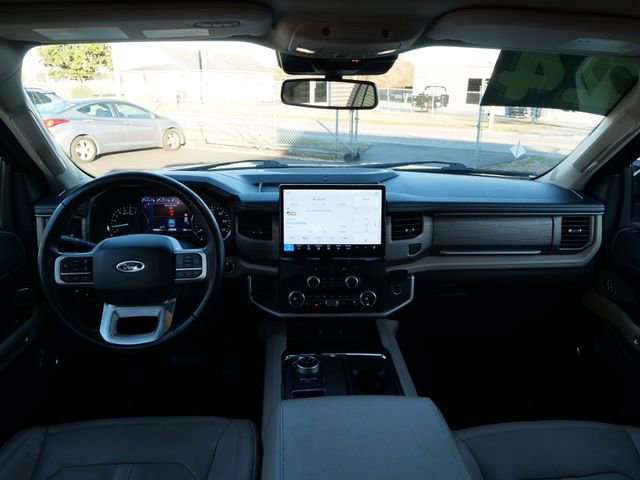 Certified 2024 Ford Expedition Max Limited RWD image 20