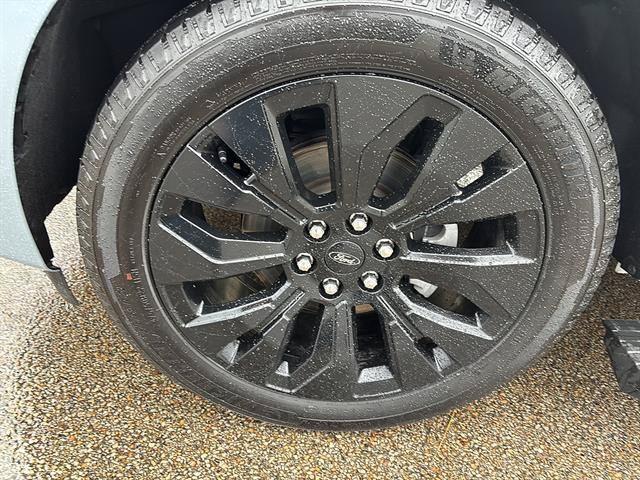 Certified 2025 Ford Expedition Max Platinum w/ Stealth Appearance Package AWD/4WD image 9