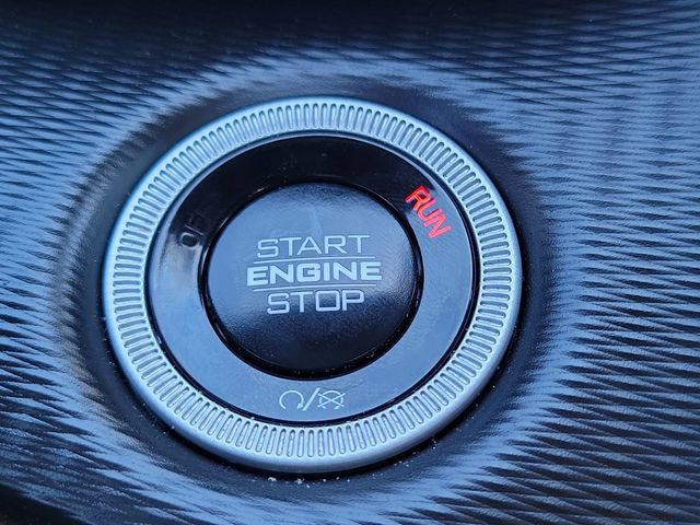 Used 2024 Jeep Grand Cherokee L Altitude AWD/4WD image 19