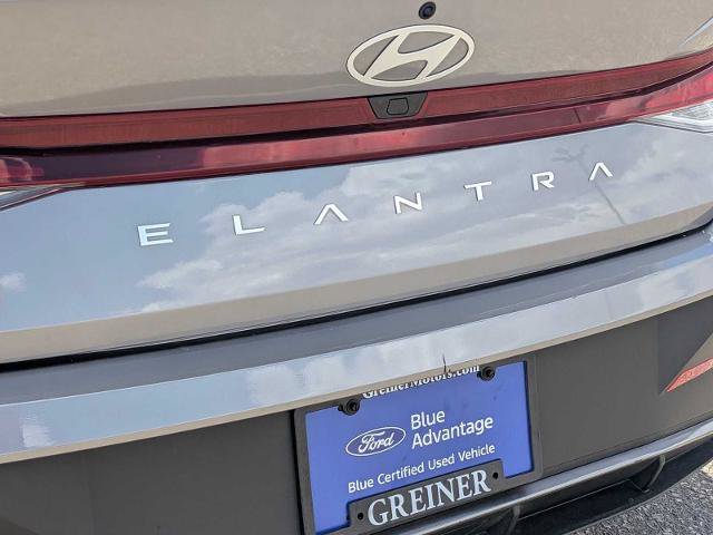 Used 2024 Hyundai Elantra SEL FWD image 12