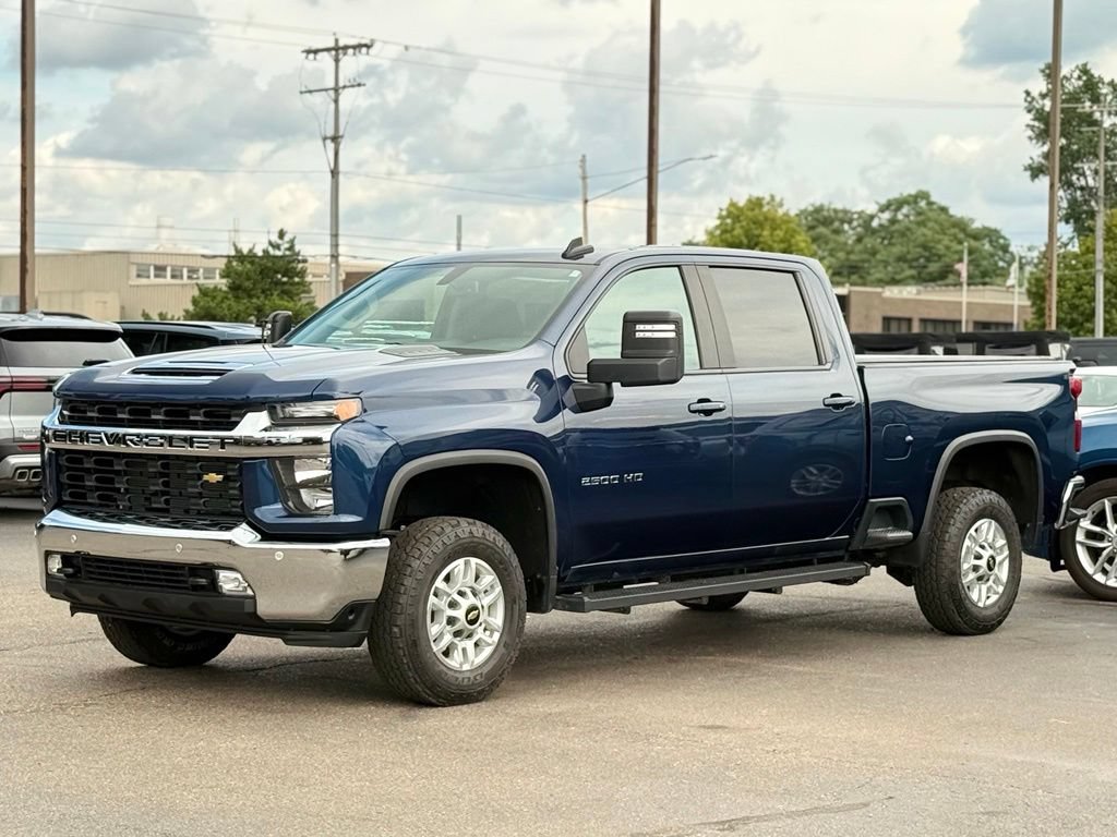 Used 2022 Chevrolet Silverado 2500 LT w/ All Star Edition AWD/4WD image 38