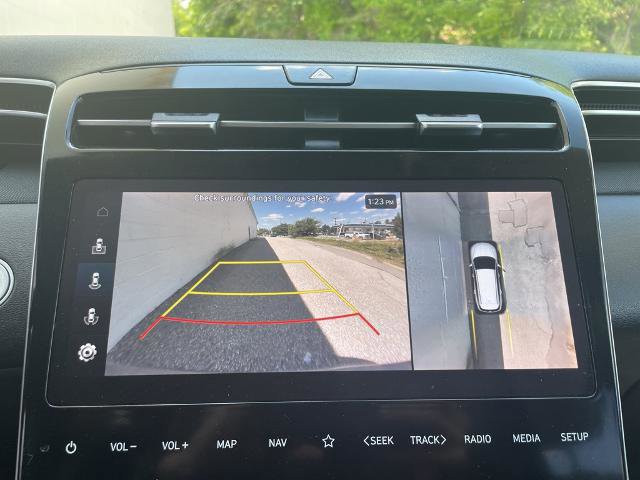 Used 2022 Hyundai Tucson Limited w/ Winter Package image 19