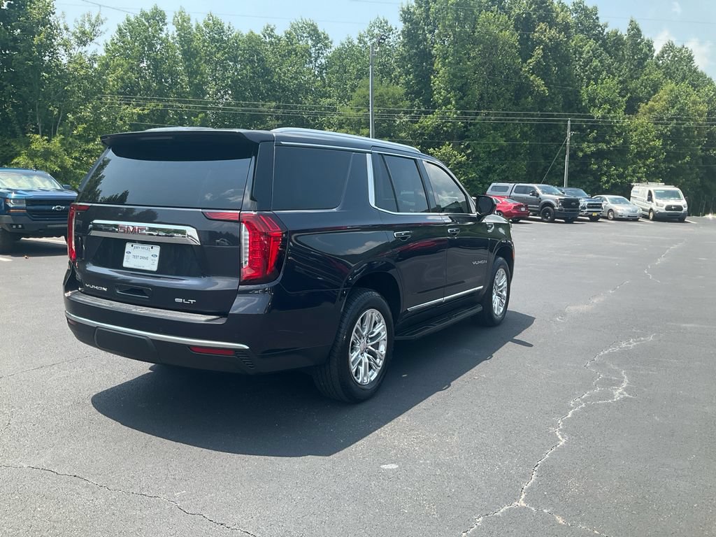 Used 2023 GMC Yukon SLT AWD/4WD image 5