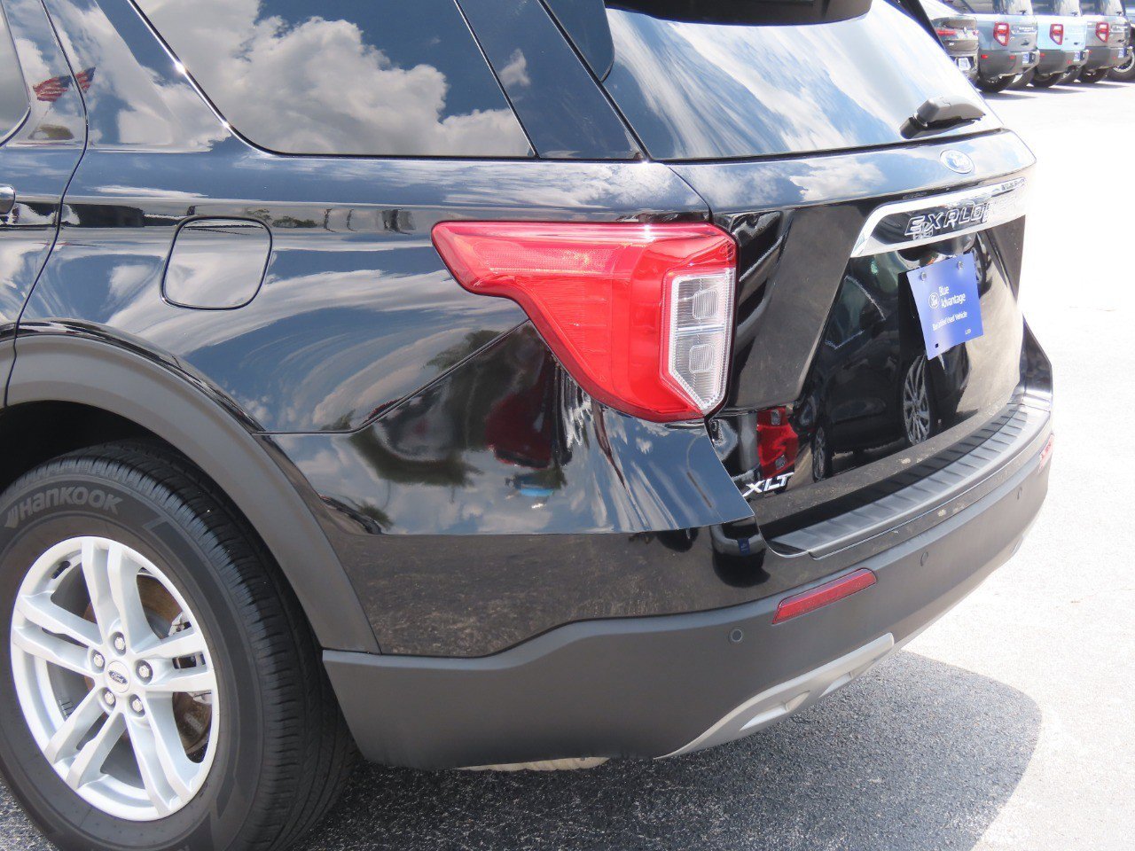 Certified 2023 Ford Explorer XLT w/ Equipment Group 202A RWD image 14