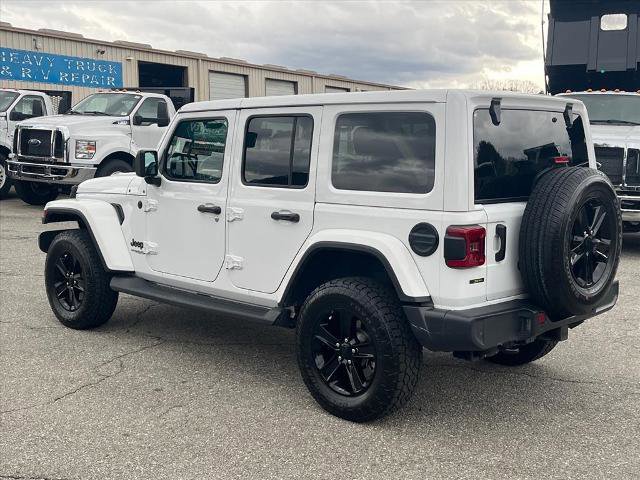 Used 2020 Jeep Wrangler Unlimited Sahara image 5