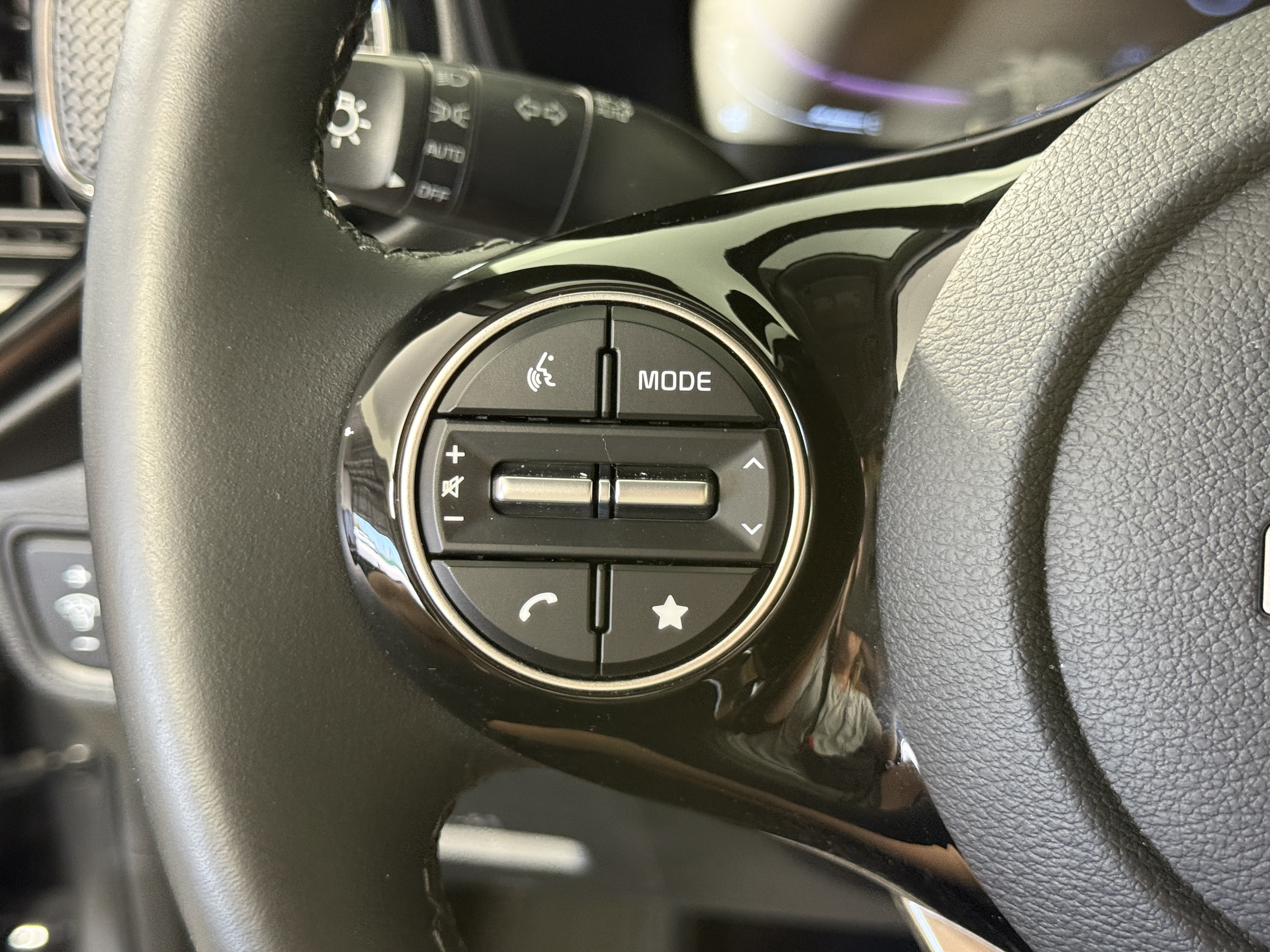 Used 2024 Kia Soul EX w/ Option Group 015 FWD image 23