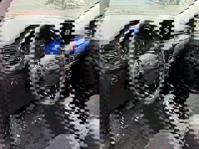 Certified 2022 Ford Escape SEL w/ SEL Stealth AWD Package image 12