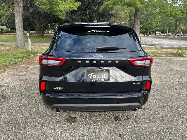 Certified 2023 Ford Escape ST-Line w/ Tech Pack #1 AWD/4WD image 7