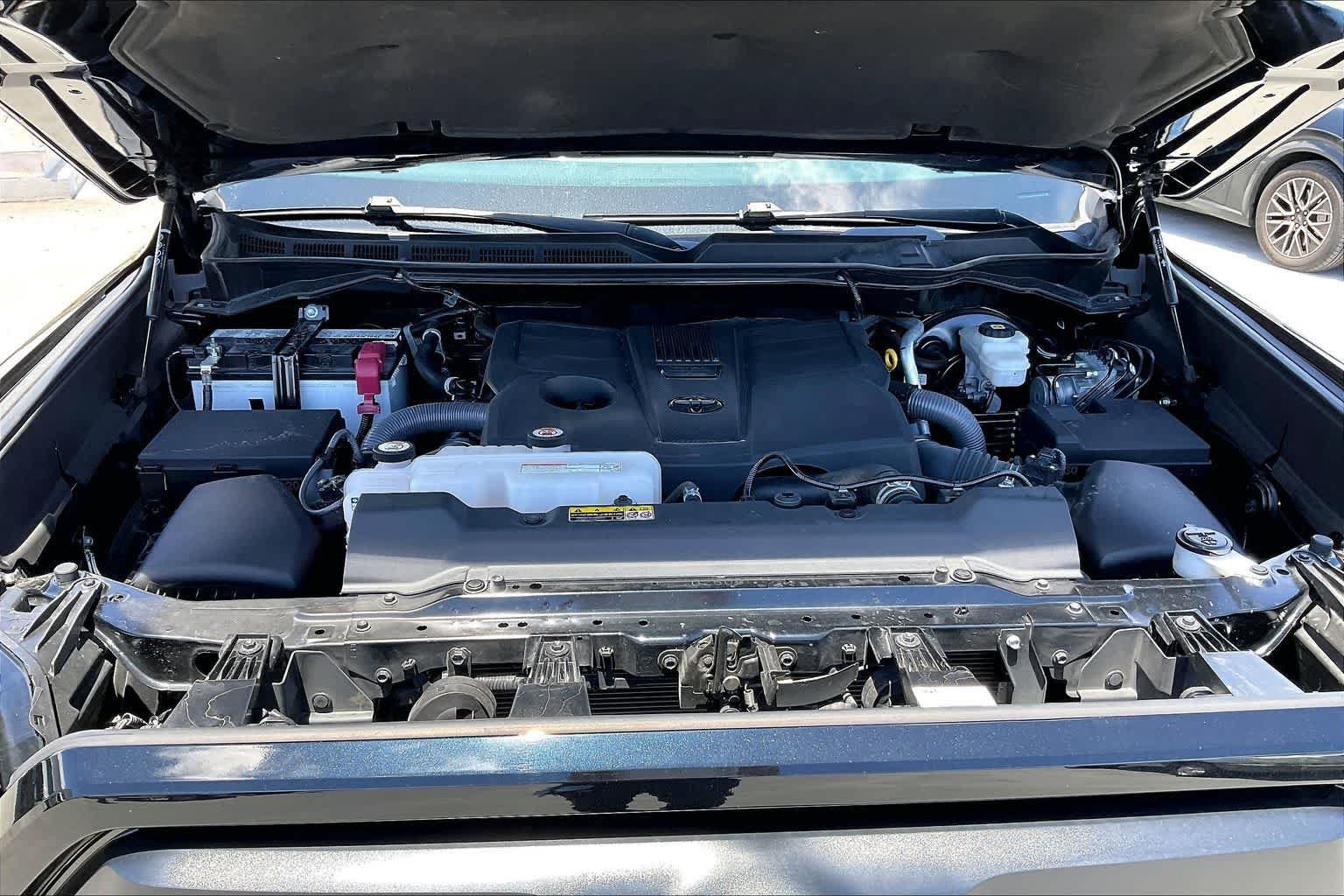 Used 2023 Toyota Tundra SR5 AWD/4WD image 9