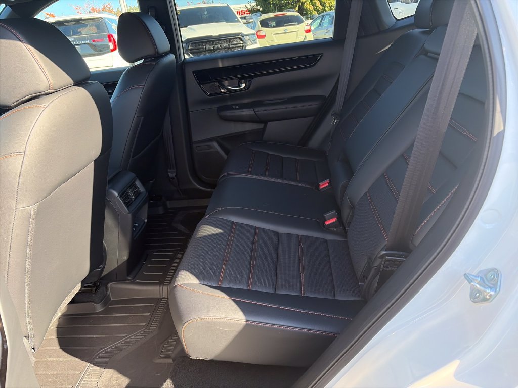 Used 2025 Honda CR-V Sport Touring image 9