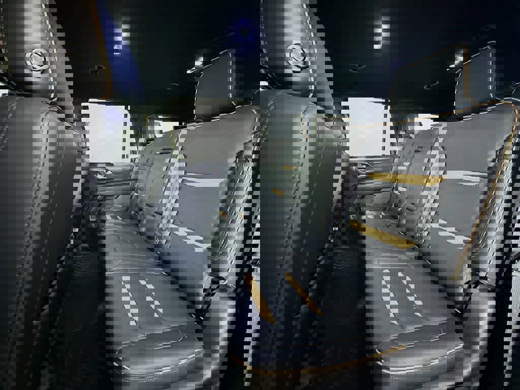 Used 2021 GMC Yukon AT4 image 17