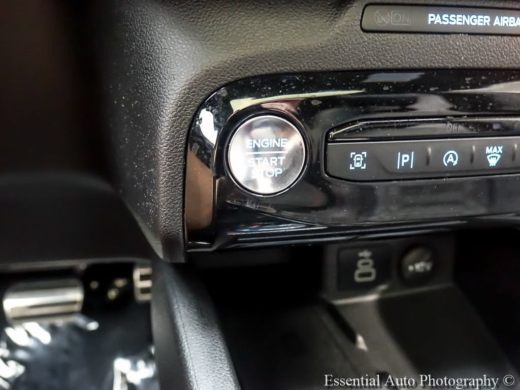 Certified 2024 Ford Escape ST-Line Elite w/ Premium Technology Package AWD/4WD image 16