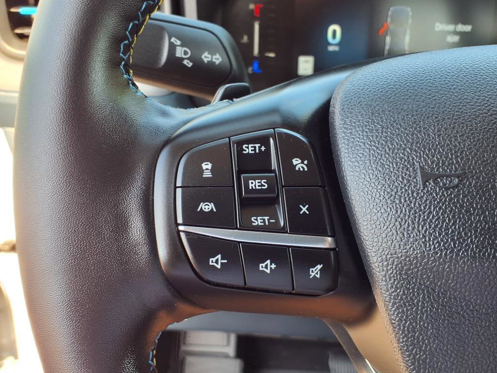 Certified 2025 Ford Maverick Lobo image 16