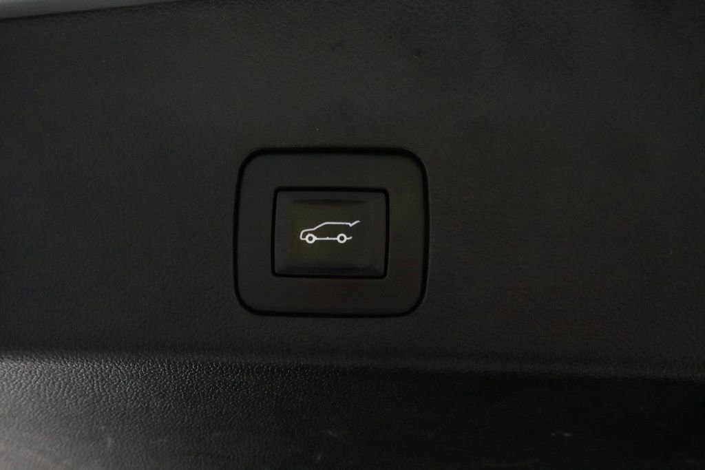 Used 2023 Buick Encore GX Essence w/ Experience Buick Package image 20