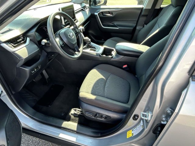 Used 2024 Toyota RAV4 XLE FWD image 26