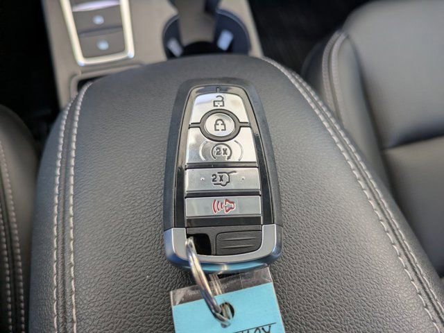 Certified 2024 Ford Escape Platinum image 32