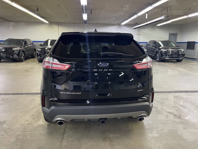 Certified 2023 Ford Edge Titanium w/ Class II Trailer Tow Package AWD/4WD image 6