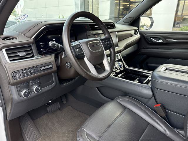 Used 2023 GMC Yukon Denali RWD image 27