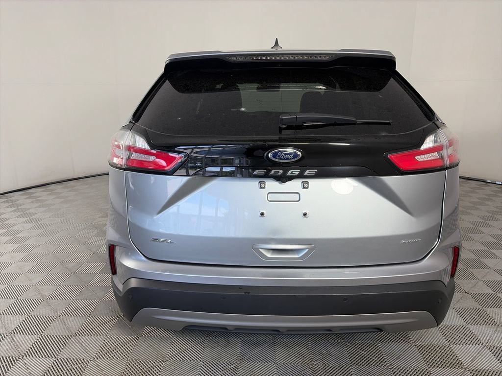 Certified 2024 Ford Edge SEL AWD/4WD image 6