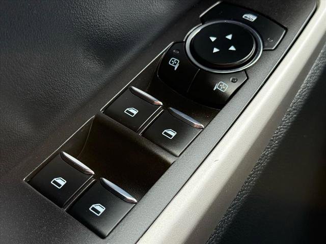 Certified 2023 Ford Explorer XLT w/ Equipment Group 202A image 15