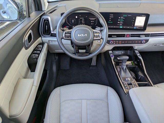 Used 2025 Kia Sorento SX image 20