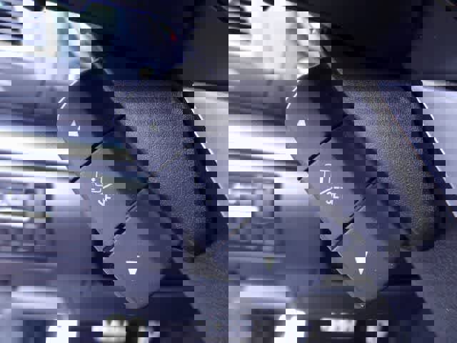 Used 2023 Subaru Impreza 2.0i Sport image 17