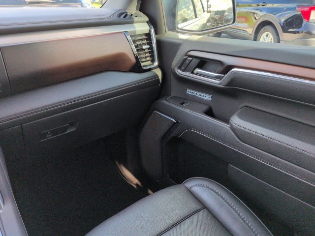 Used 2026 GMC Sierra 1500 Denali RWD image 17