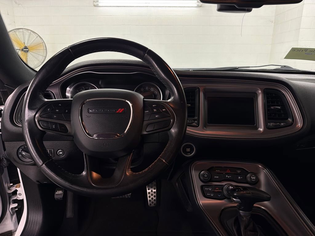 Used 2023 Dodge Challenger GT RWD image 13