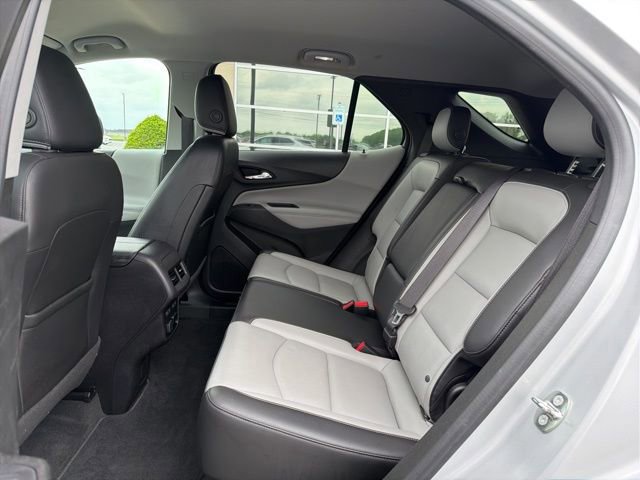 Used 2018 Chevrolet Equinox Premier AWD/4WD image 18