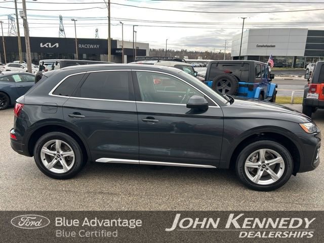 Used 2021 Audi Q5 2.0T Premium w/ Convenience Package image 4