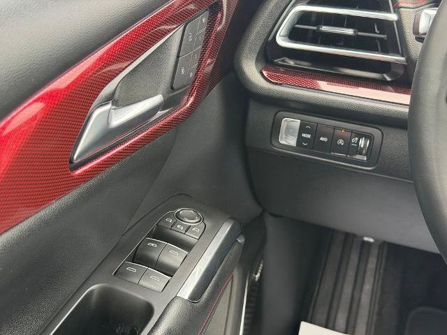 Used 2024 Chevrolet Traverse RS AWD/4WD image 20