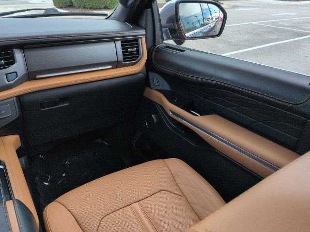 Certified 2023 Ford Expedition Max Platinum AWD/4WD image 17
