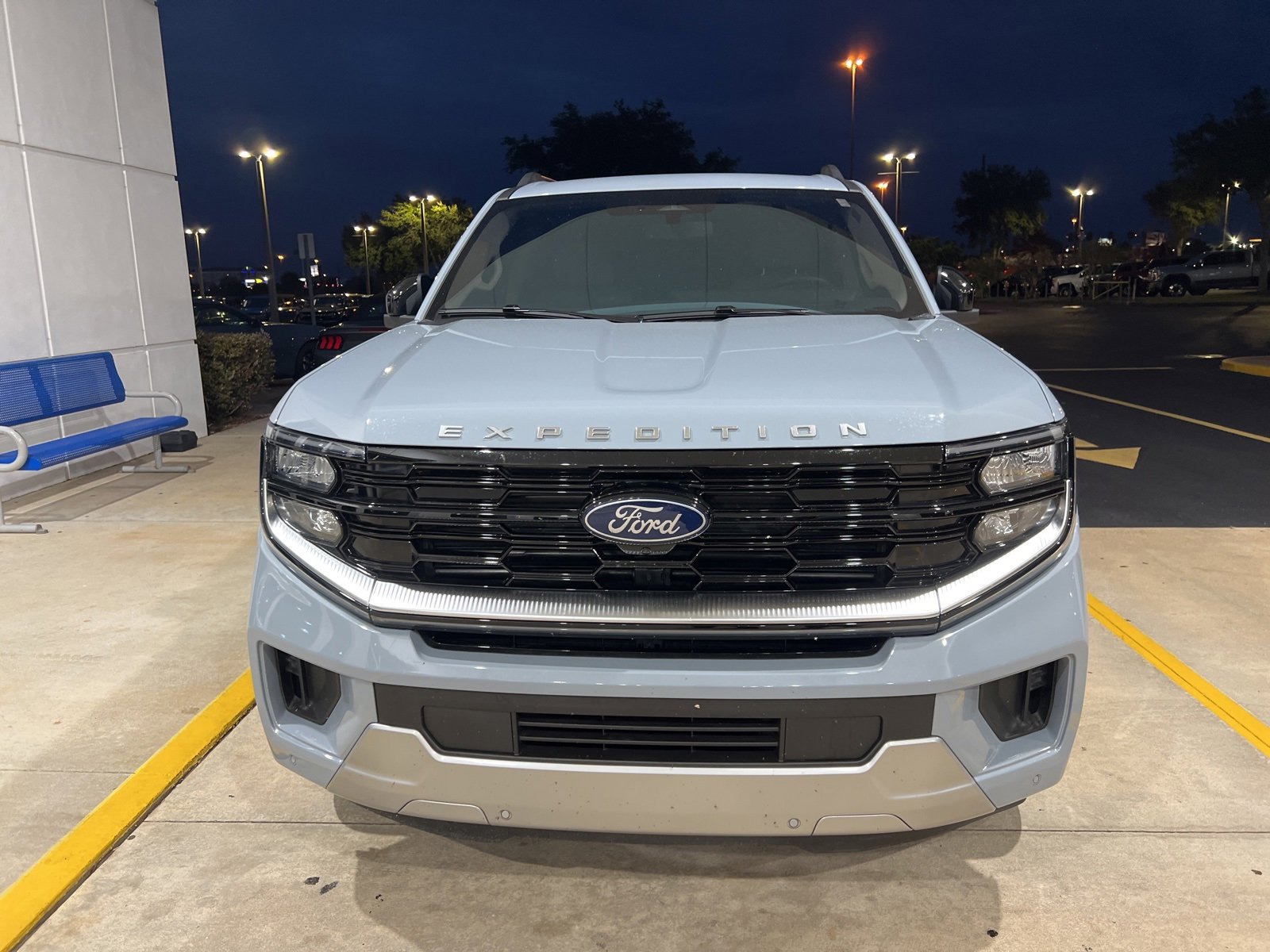 Certified 2025 Ford Expedition Platinum w/ Platinum Ultimate Package image 10