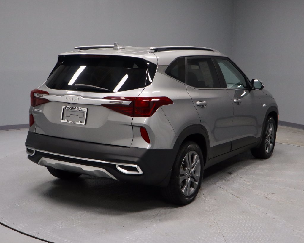 Used 2023 Kia Seltos S AWD/4WD image 8
